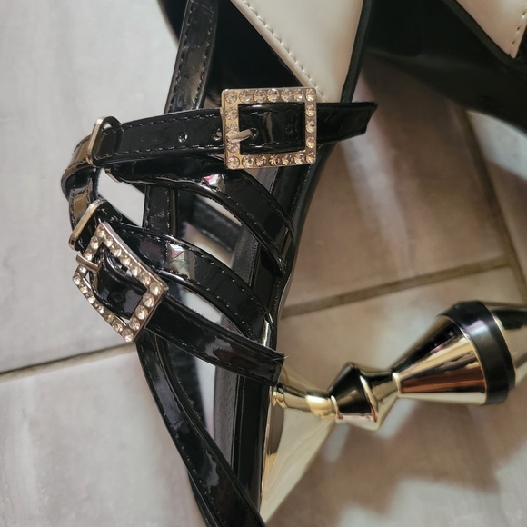 Kaigelin Elegant High Heels Women Contrast Color Pointy Toes Shoes SZ 11 - Picture 6 of 16